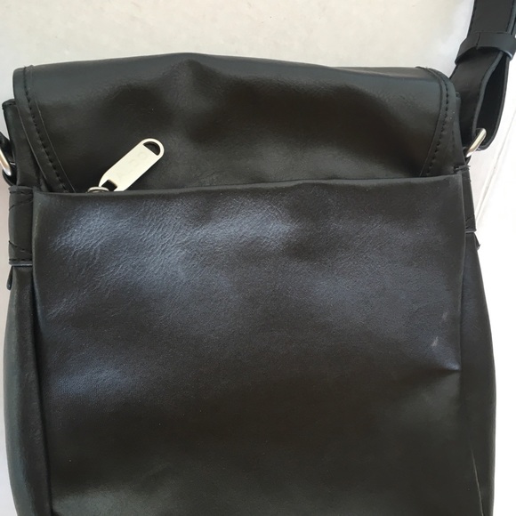 Aldo cross body satchel - Picture 2 of 8